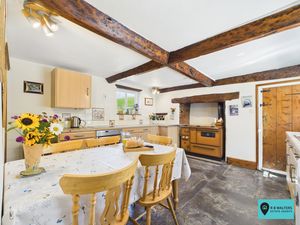 Kitchen/Diner - click for photo gallery